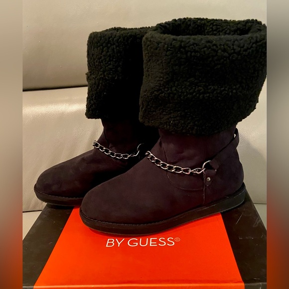 G by GUESS BOOTS — BLACK VEGAN SUEDE — UGG LOOK - Picture 5 of 15